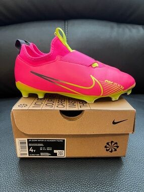 Nike Girls JR ZOOM VAPOR 15 ACADEMY Hot Pink & Lime green Youth Soccer ⚽️ Cleats